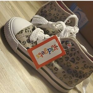 Kids shoes